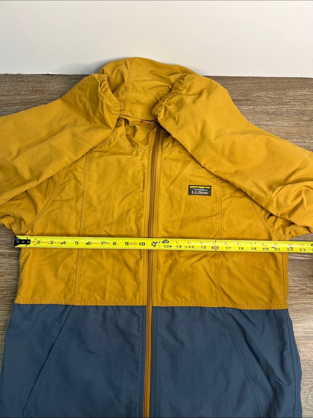L.L.Bean Colorblock Hooded Windbreaker Jacket Tan Blue Lightweight Men’s M - Picture 8 of 11
